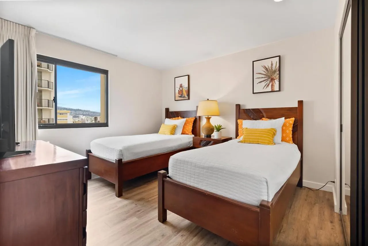 Spacious Waikiki Beach 2Br-Ocean View-Free Parking Honolulu United States