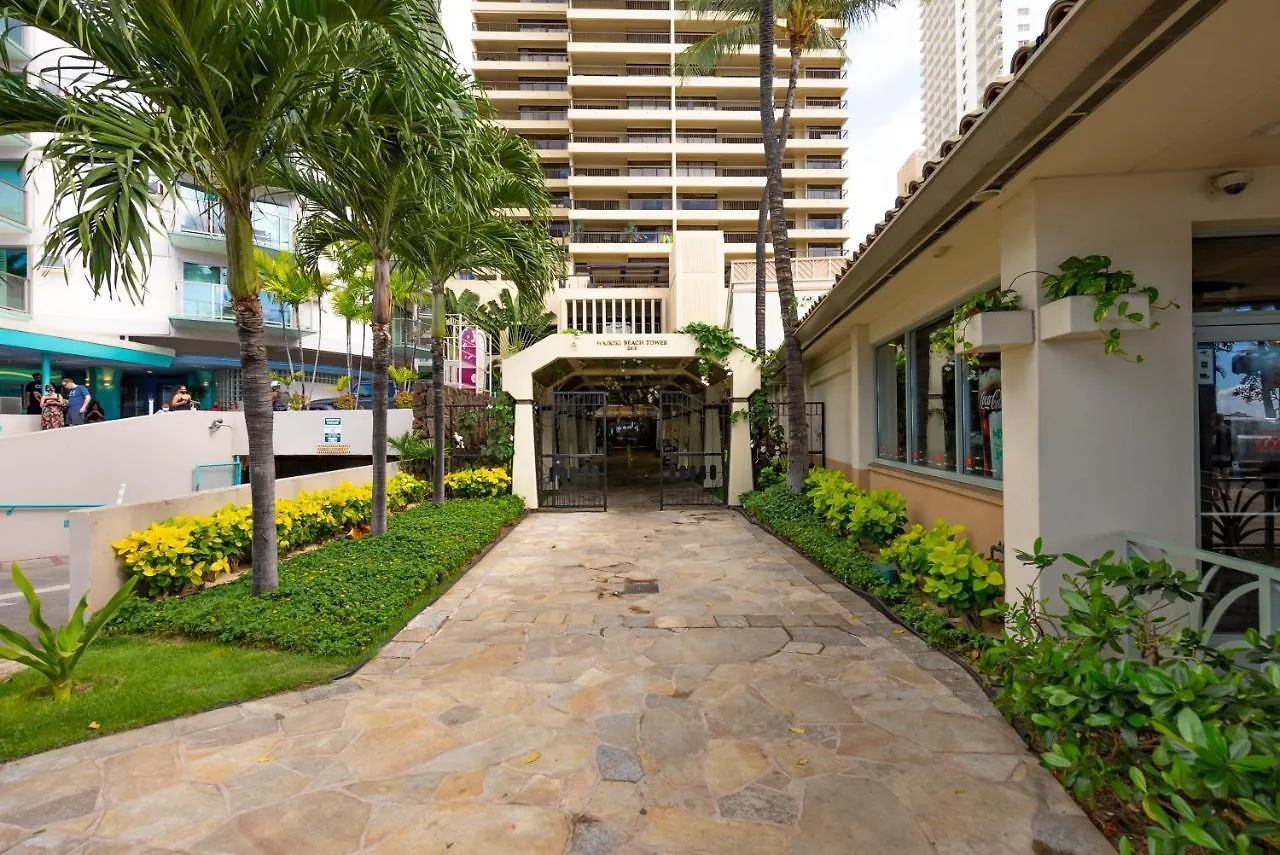 Spacious Waikiki Beach 2Br-Ocean View-Free Parking Honolulu Apartment