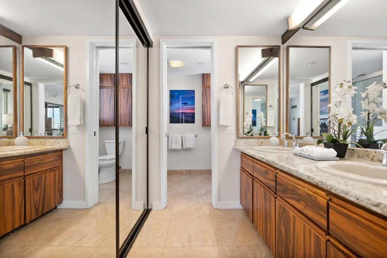 Spacious Waikiki Beach 2Br-Ocean View-Free Parking Honolulu United States